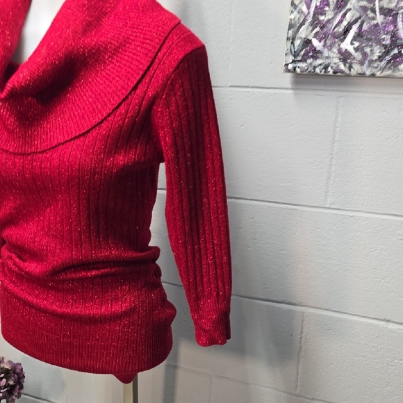 Byer California Vibrant Shimmery Red Cowl Neck Sweater - Picture 5 of 9